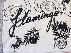 UV Color Change FLAMINGO Love 16.5″H x 16″W x5.5″D Tote Bag w/ Popsicle Keychain