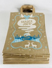 10 TRADER JOE’S HOLIDAY SHOPPING PAPER BAGS DOVES SNOWMAN DEER CHRISTMAS