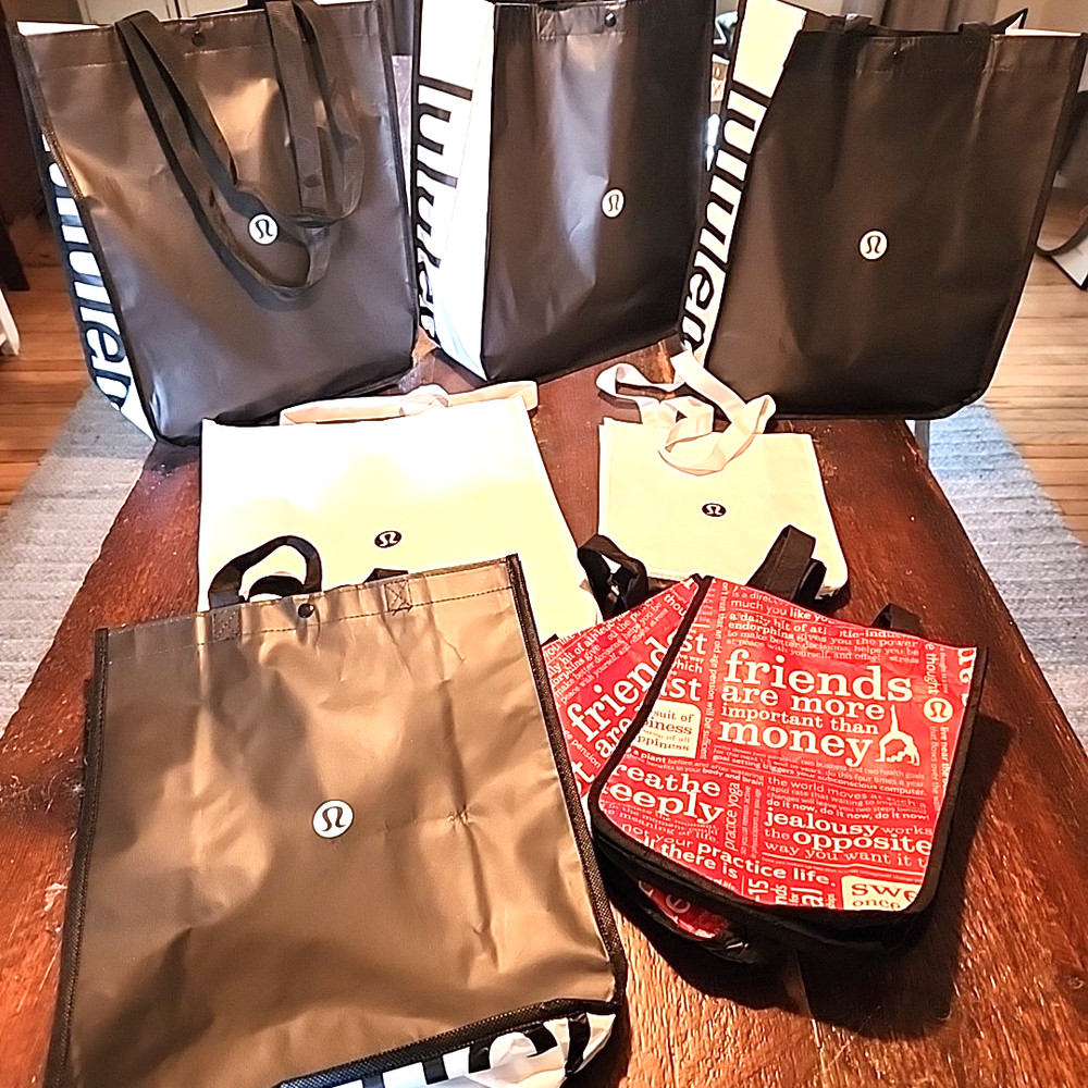 Lot of 8 Lululemon Shopping Bags Small Medium Large Totes Black White Red