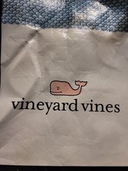 Vineyard Vines Large 15.5″ x 12″ Plastic Reusable Eco Shopping Tote Bag Logo