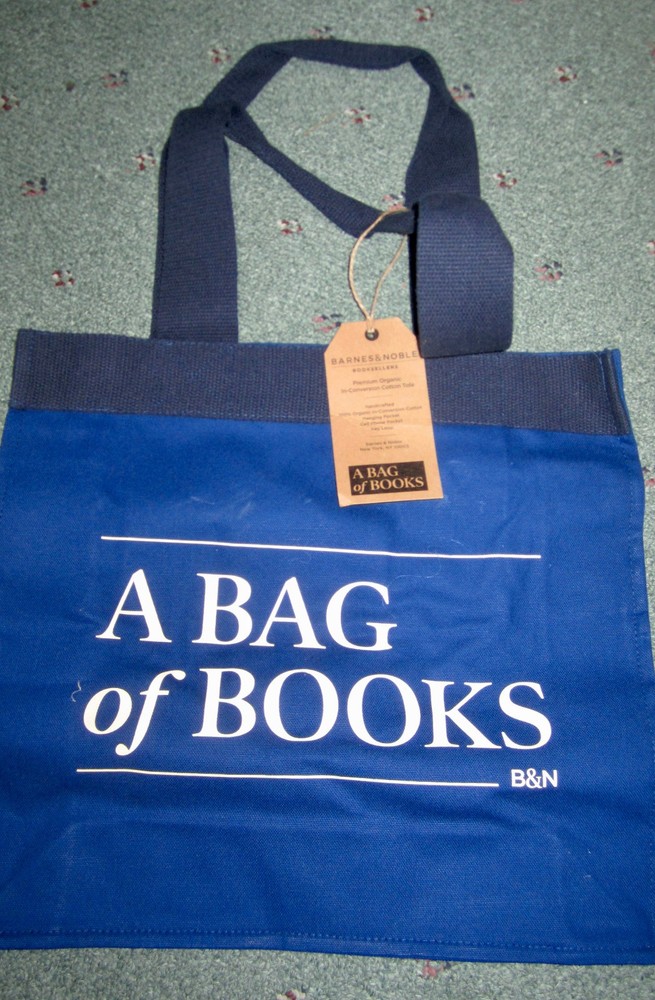 Barnes & Noble A Bag of Books Blue Cream Organic Cotton Tote with Pockets