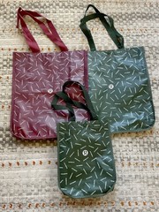 Lululemon Small And Large Dark Red And Green Monogram Reusable Shopping Bags