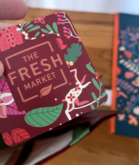 2 The Fresh Market Reusable Shopping Bags Keep Cool Fall Christmas 12 x 8 x 15