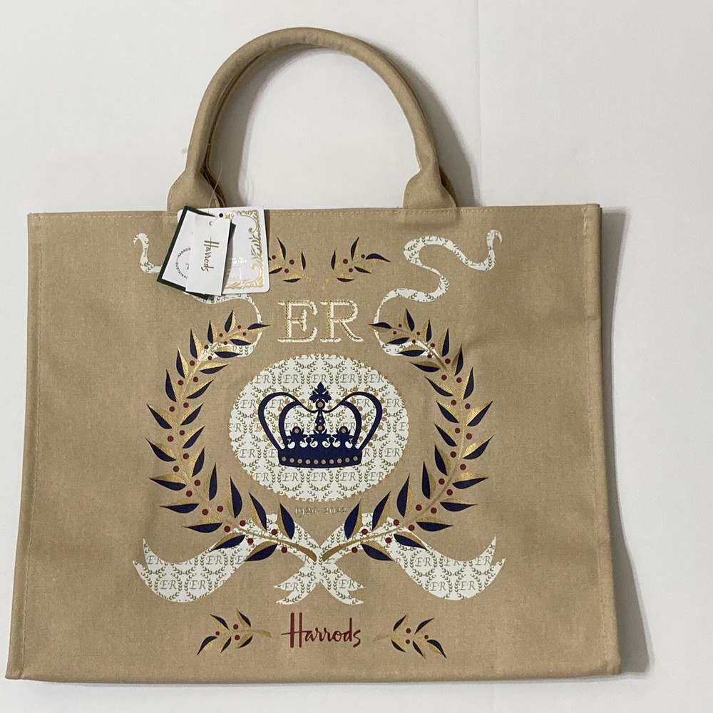 Harrods Knightsbridge London Queen Elizabeth Bag Beige Crown 1926 2022 New Large