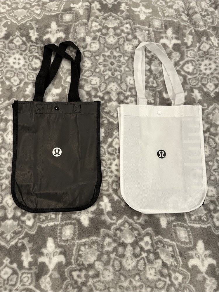 Lululemon white and black Small shopping tote bag bundle of 2. New 12inx9in