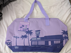 Brand New Trader Joe’s Large Lavender Purple Reusable Insulated Bag Limited