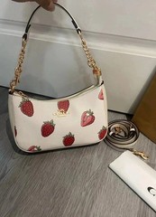 CAL62 Teri Shoulder Bag Handbag With Strawberry Print Outlet New Japan
