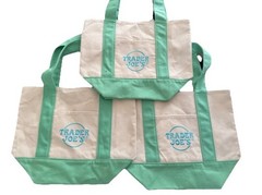 Trader Joe’s Reusable Tote Bags Mint Foldable Set of 3, New