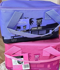 Trader Joe’s Mini Insulated Bag Set of 2 (Pink & Lavender) NWT NEW!