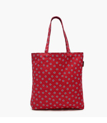 Reusable everyday tote in stars