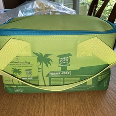 NEW Trader Joe’s Green Mini Insulated Tote Bag Summer 2026 – NWT