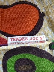 Trader Joe’s Vintage Vegetable Print Canvas Tote Bag Green Handles Grocery Bag