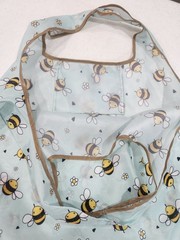 Wrapables Foldable Tote Nylon Reusable Grocery Bag Pouch Bumble Bee Flower Used