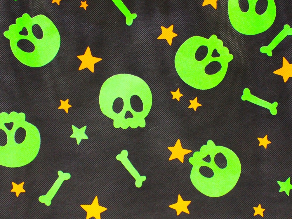 Halloween Reusable Bag Glow In The Dark Skull & Bones Tote 15″ x 13″ x 3″