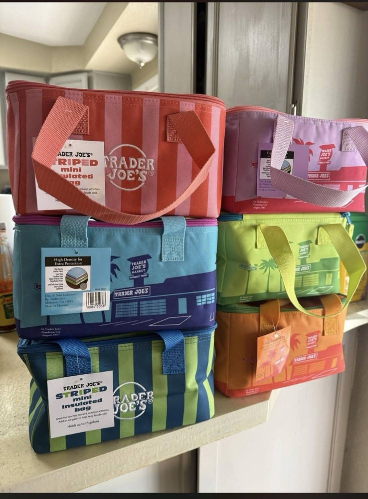 Trader Joe’s Mini Insulated Cooler Tote Bag Summer 2026 NWT Limited New 2 bags!!
