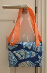 NWT Home Sense – Blue & White Seashells – Large Reusable Shopping Tote Eco Bag