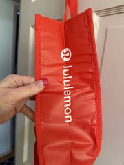 LULULEMON Small RED & WHITE Tote Reusable Shopping Bag 9″ x 11″ x 4” EUC