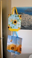 Reusable shopping bags- sunflowers&bees and sunflowers -1-20×18 & 1-18×14-China