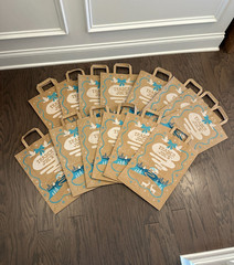 Trader Joe’s Holiday 2025 Paper Bags – Lot of 14