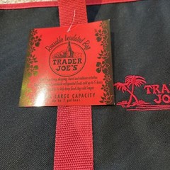 *NEW Trader Joe’s Insulated Reusable Shopping Bag 7 Gallons Black Red joes