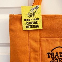 Trader Joe’s ORANGE Mini Canvas Tote Lunch Bag HALLOWEEN Treat Bag STICKERS! NWT