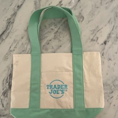 Trader Joe’s Reusable Foldable Canvas Shopping Bag Beige Green Color Block