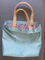 Reusable XL shopping tote