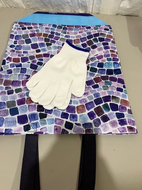 NEW Saint Joseph’s Indian School Purple Bottom Shopping bag and white gloves