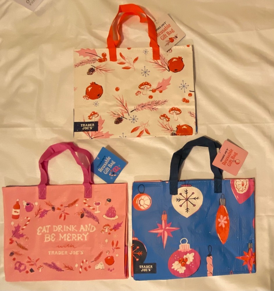 NEW! Limited Holiday Trader Joe’s Reusable Shopping Tote Bags Set if 3 ~Dec 2025