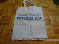 Madison Square Garden small shopping bag 2025 16″ x 14″
