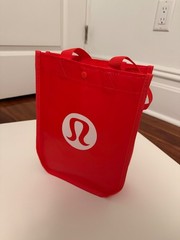 Lululemon Red and White ‘Made To Feel’ Reusable Tote Bag Excellent Condition