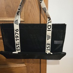 ALDI 50th Anniversary Mesh Tote Bag Black With Cream Straps Quarter Keychain NEW