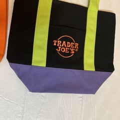 2 Genuine Trader Joes Trick Or Treat Mini Bags Orang/Black Black/Purple/Lime SEE