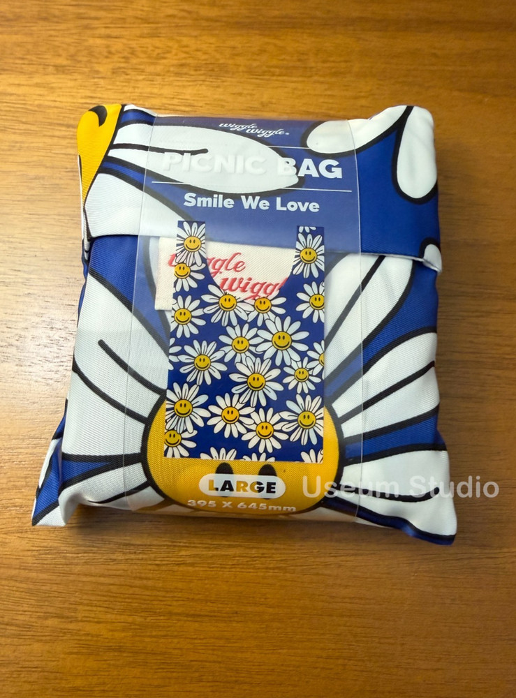 Wiggle Wiggle Foldable Picnic Tote Bag Smile Flower Reusable Shopping Bag