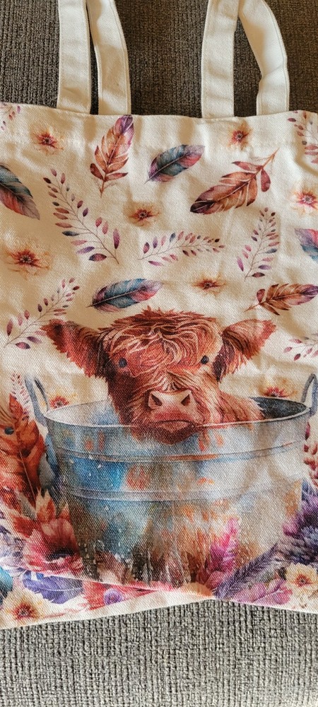 Highland Cow Sitting In A Bathtub Tote Bag