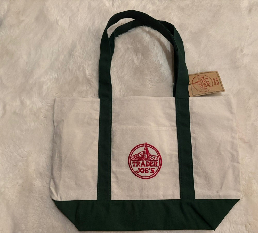 New with Tag Limited Edition Trader Joe’s Large Canvas Tote Bag – Green