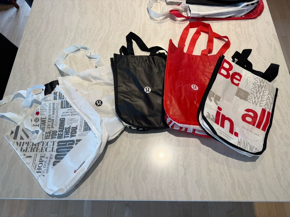 Lulu Lemon Reusable Bags 11x9x4 Lot Of 5