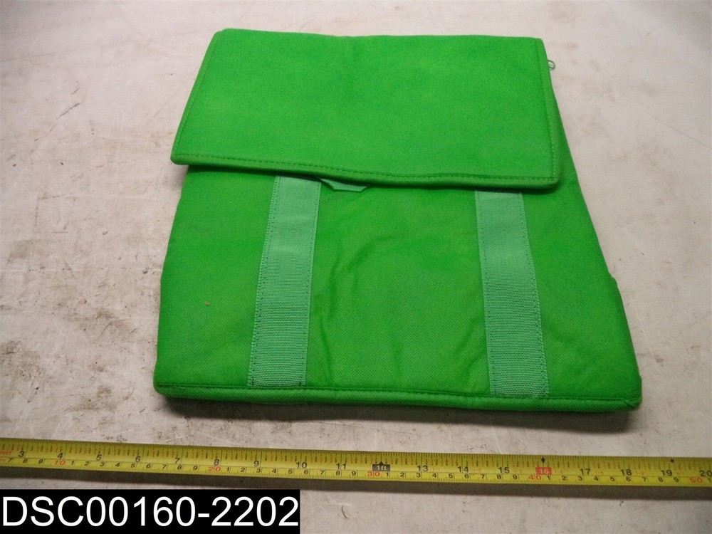 Qty=8: 15″ x 13″ x 8″ Green Insulated Reusable Zipper Closure Shopping Bag