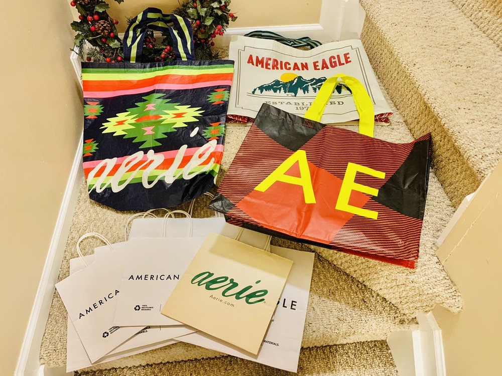 Lot American Eagle AE Aerie Reusable Shopping Tote Bag Carry 2021 Christmas- EUC