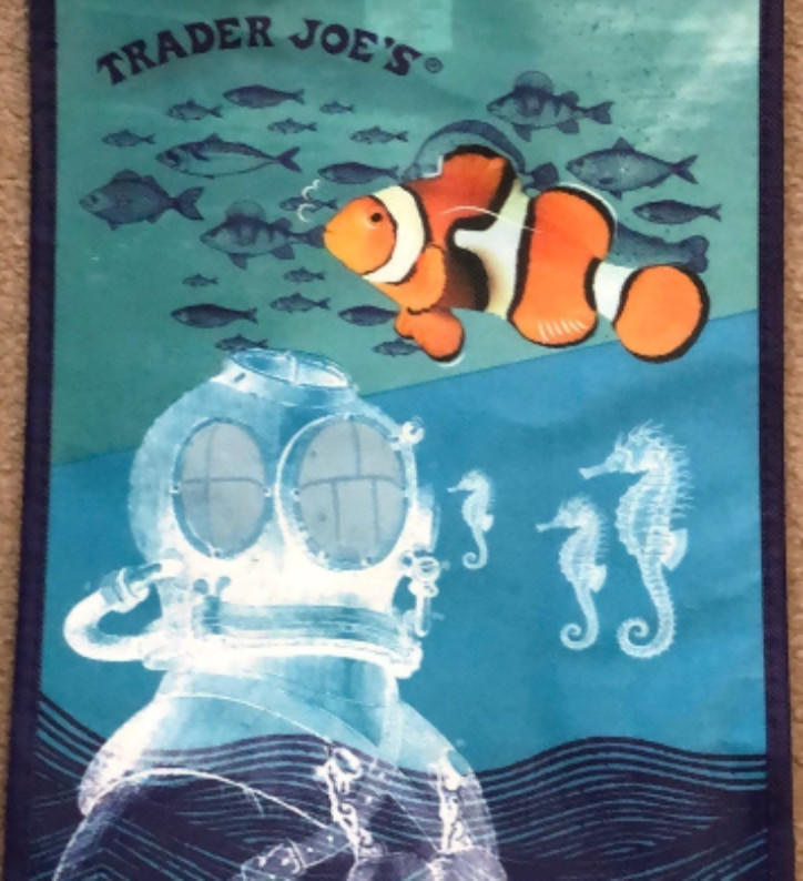 Trader Joe’s Market Reusable Bag Ocean Clown Fish Tote Grocery Shopper RARE