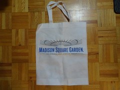 Madison Square Garden small shopping bag 2025 16″ x 14″