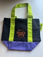 New Set of 4 Trader Joes Halloween Reuasable Halloween 13” x 11” x 6” Tote Ba