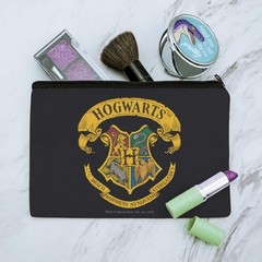 GRAPHICS & MORE Harry Potter Ilustrated Hogwart’s 1 Count (Pack of 1), White