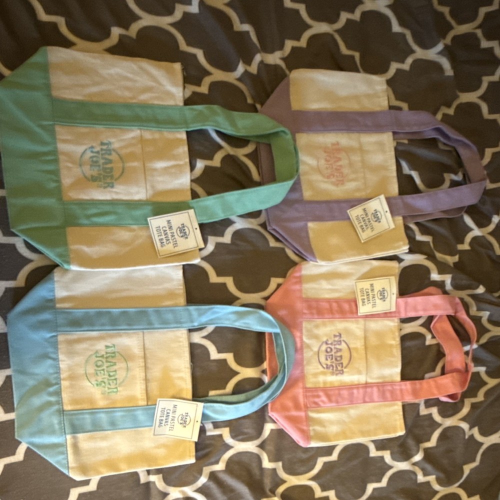Trader Joe’s Mini Foldable Colorblock Pastel Tote Bags Set of 4