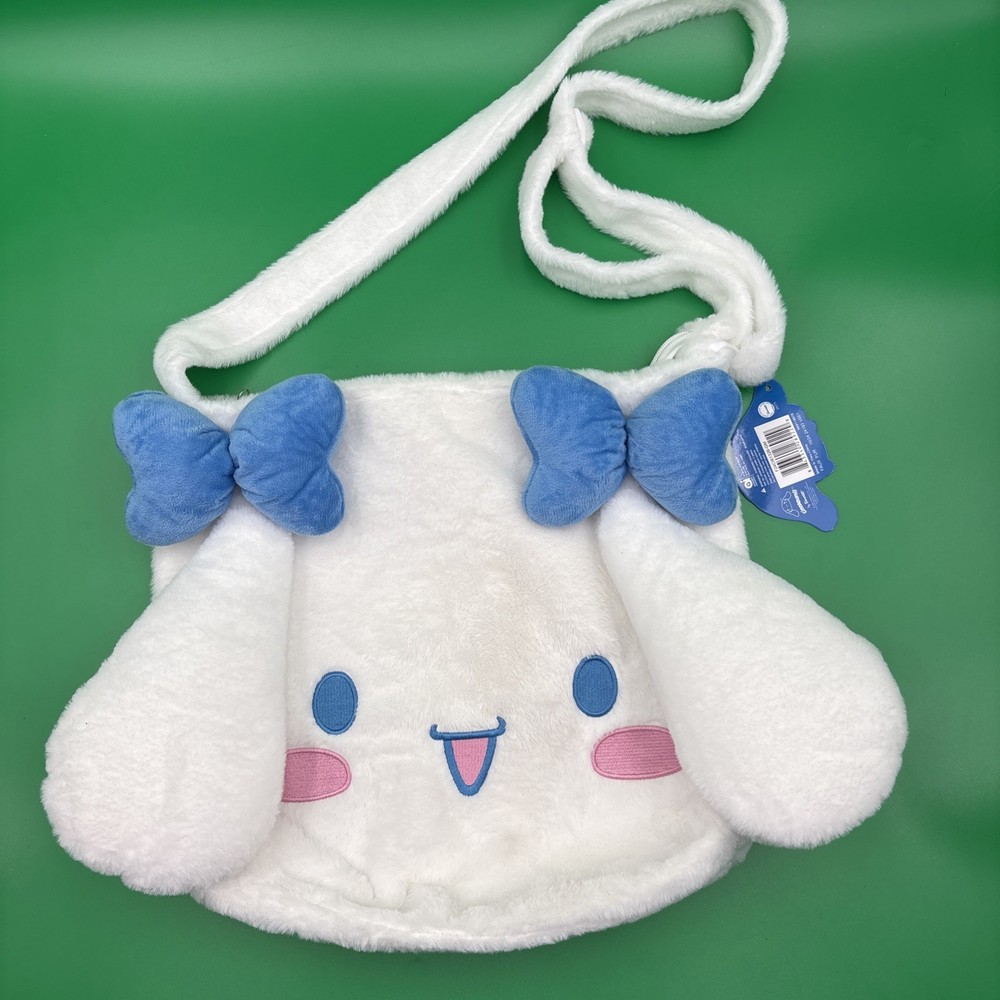 Cinnamoroll Tote Bag Face-Shaped Fuzzy Sanrio 12″ x 12″ New with Tags.