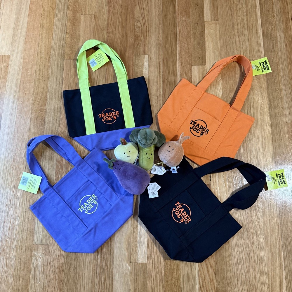 Trader Joe’s Mini Halloween Canvas Tote Bag Set Of 4 LIMITED In Hand Brand New