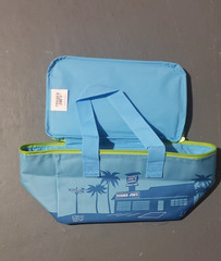 Trader Joe’s Mini Insulated BAG /TOTE BLUE. LIMITED SOLD OUT IN ALL STORES WOW