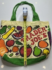 Trader Joe’s Cloth Reusable Tote Bag Pre Owned Made In USA Fruits Vegetables