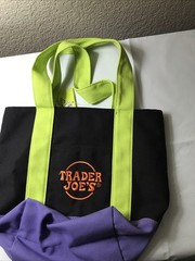 TRADER JOE’S HALLOWEEN *1 MULTI-COLOR MINI TOTE NWT*+ FREE GIFT FAST SHIPPING🎁