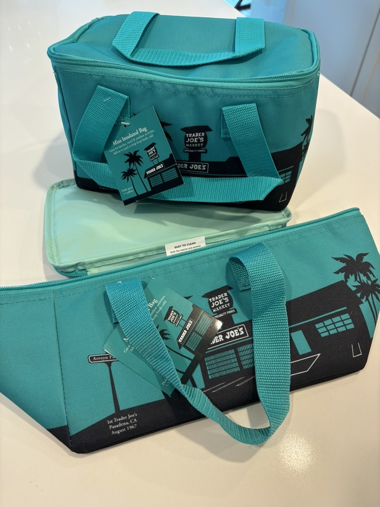 Trader Joe’s 2 Insulated (TEAL) Mini Tote Bags *LIMITED* (With Tags)